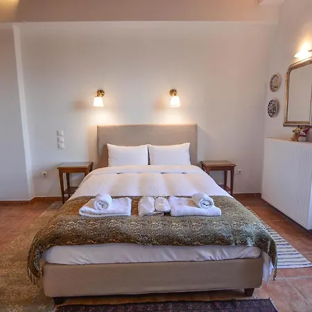 Aipytos Synikia Mesi Trikalon