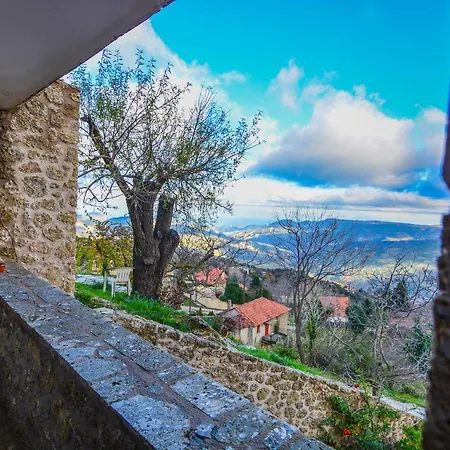 Aipytos Pensión Synikia Mesi Trikalon