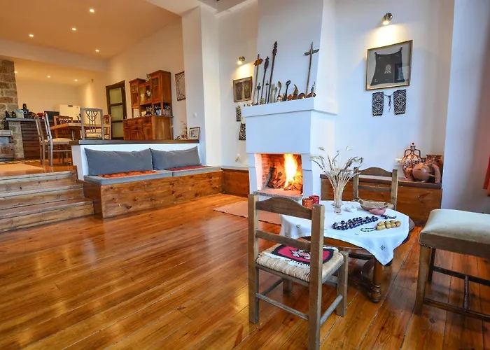 Aipytos Synikia Mesi Trikalon