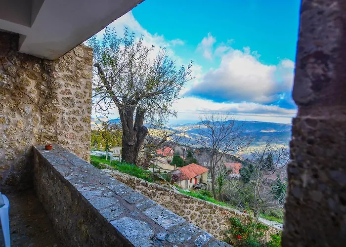 Aipytos Penzion Synikia Mesi Trikalon